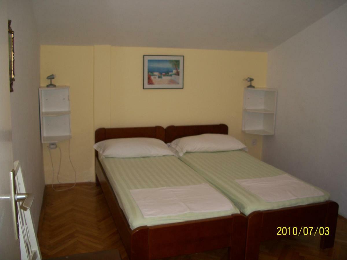 Apartmani Surlin Хвар Екстериор снимка