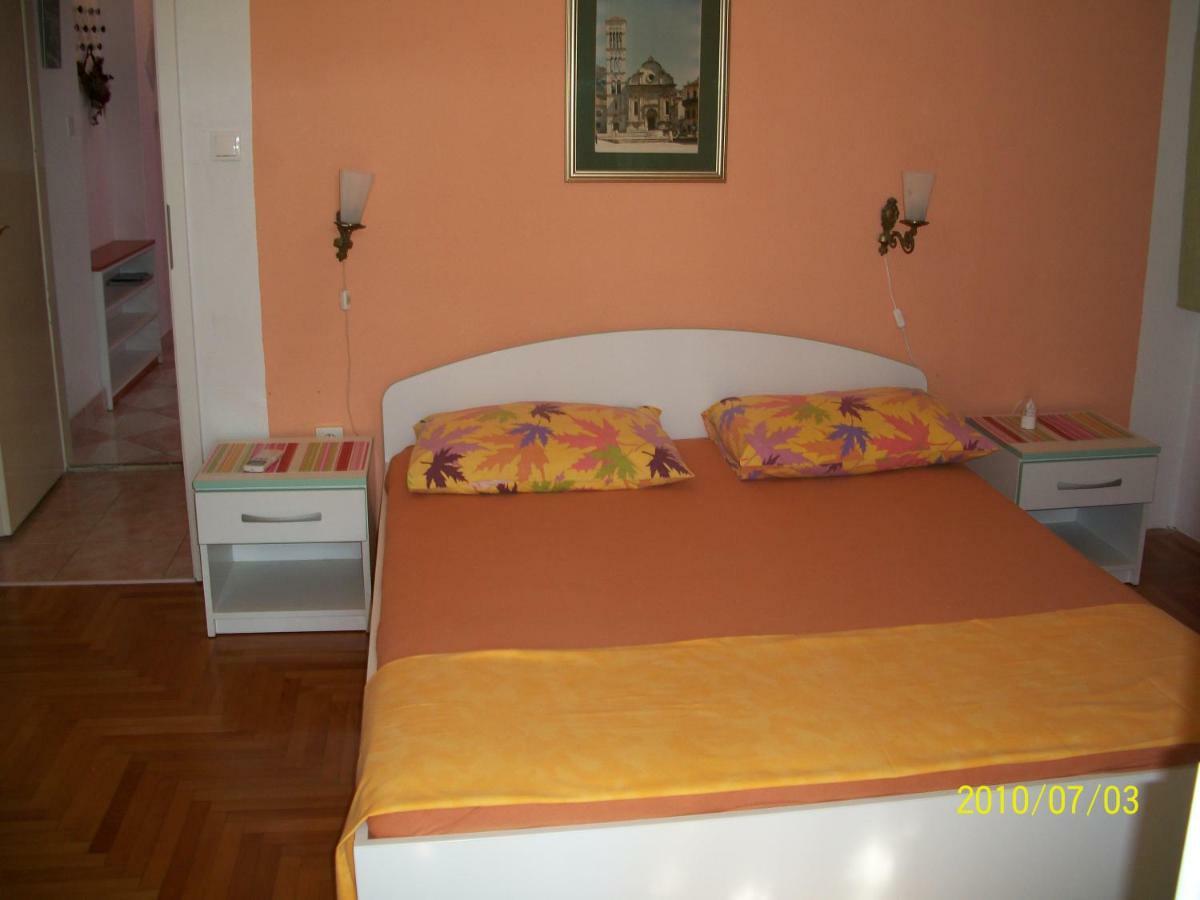 Apartmani Surlin Хвар Екстериор снимка